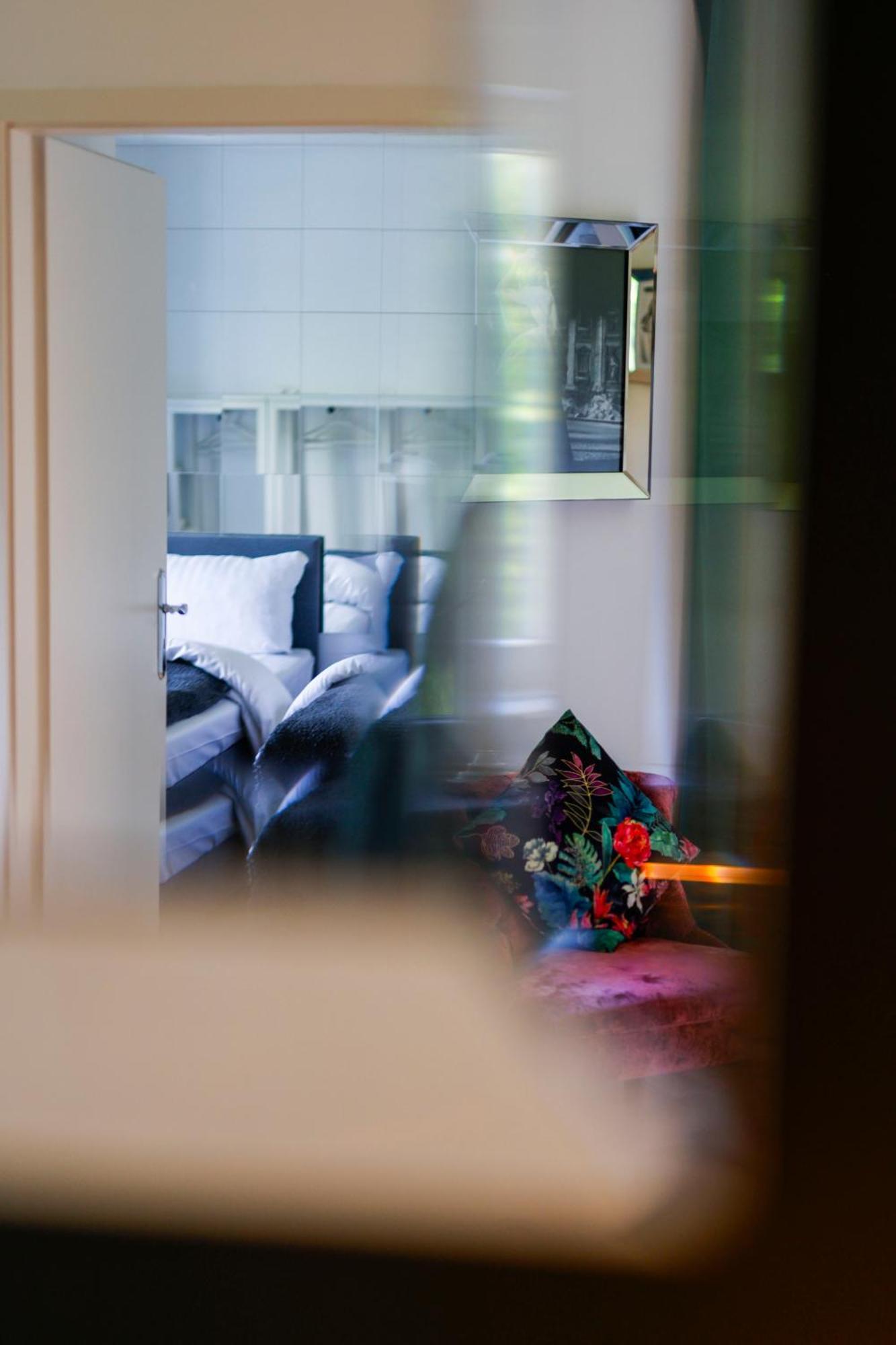 Sleephotels Alsterroom ハンブルク エクステリア 写真