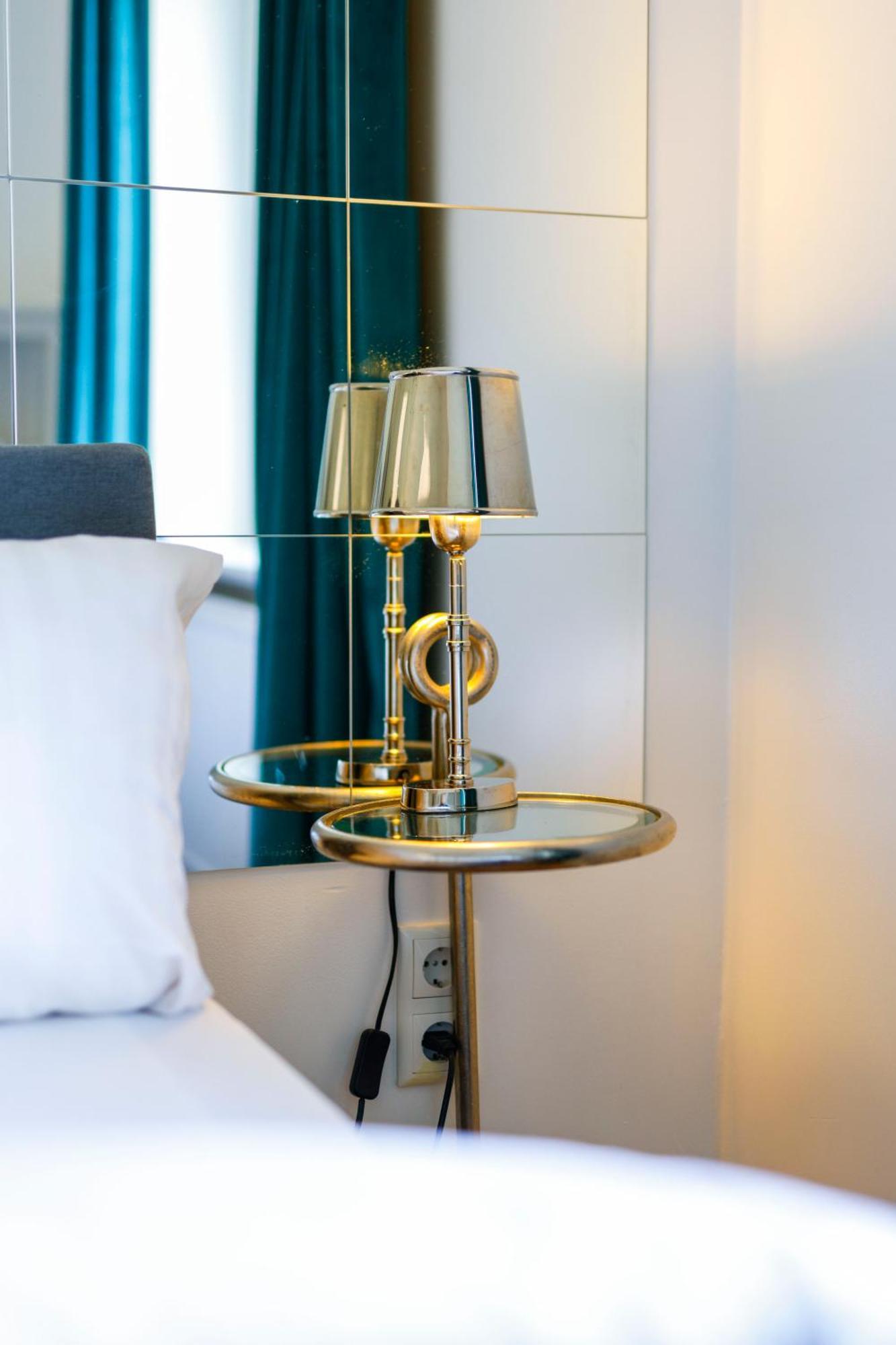 Sleephotels Alsterroom ハンブルク エクステリア 写真